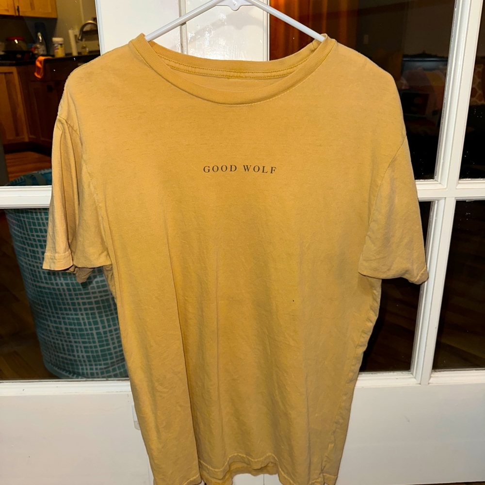 Good Wolf t-shirt medium size no tag